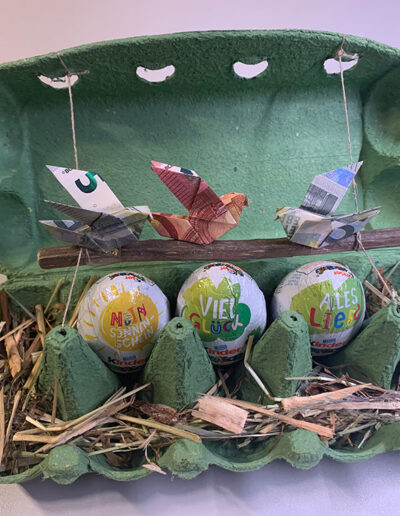 DIY Huehnerstall aus einem Einerkarton