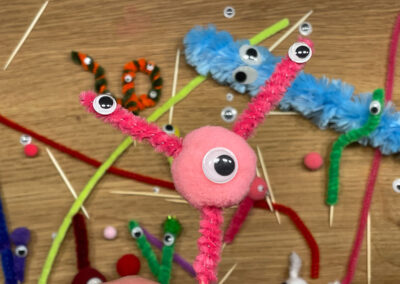 DIY Blumenmonster pink abstehende Augen