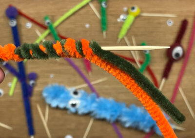 DIY Blumenmonster zweifarbig aufdrehen