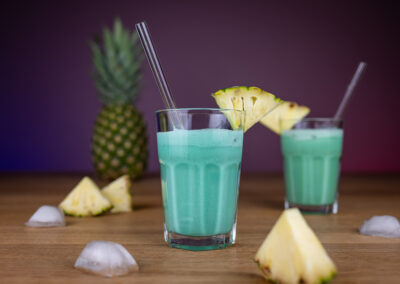 Alkolholfreie Swimmingpool Cocktail